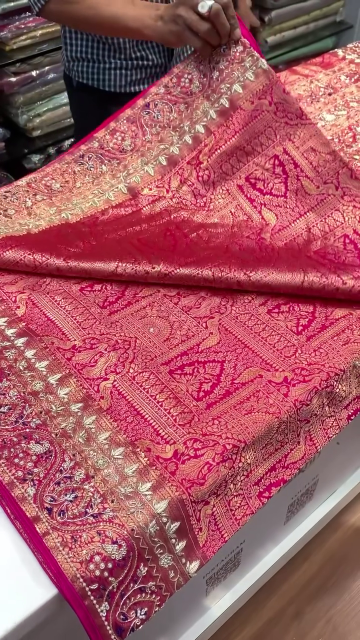 “Majestic Pink Royal Banarasi Silk Saree | Heavy Zari Weave & Traditional Motifs | Premium Wedding & Festive Collection | Multiple Colours & Designs | Sizes XXS–XXL”