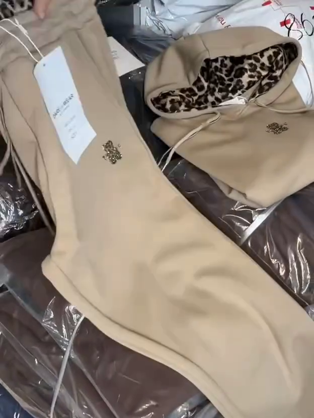 🤎✨ Urban Luxe Leopard-Trim Co-Ord Set – Premium Comfort Edition ✨🤎