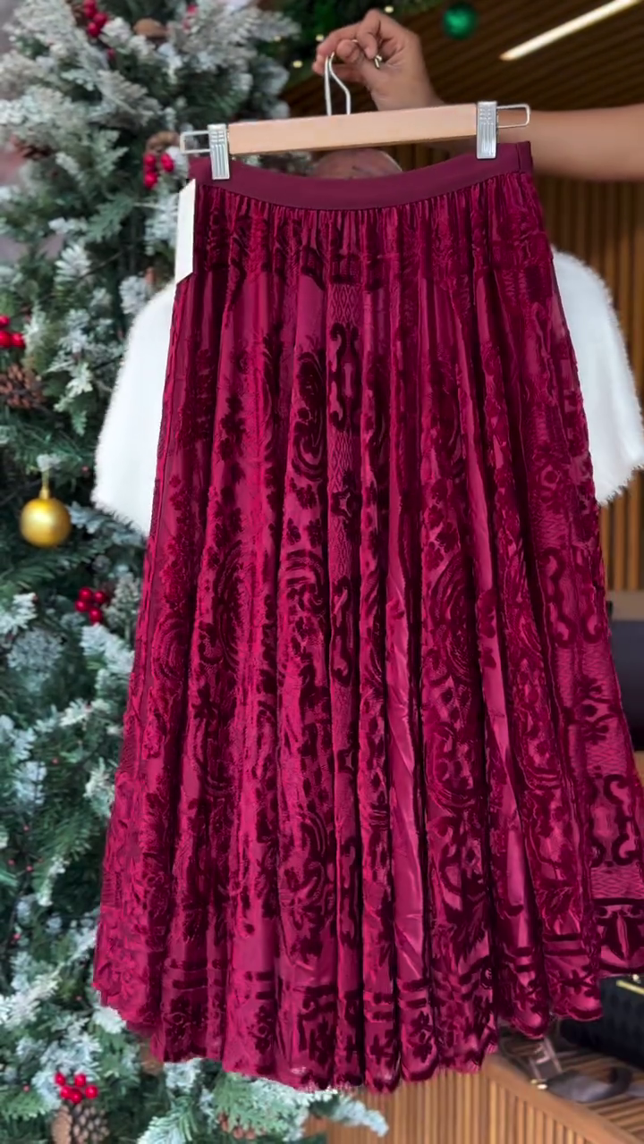 🤍 Snowflake Charm Fuzzy Knit Top with Velvet Skirt Set ✨