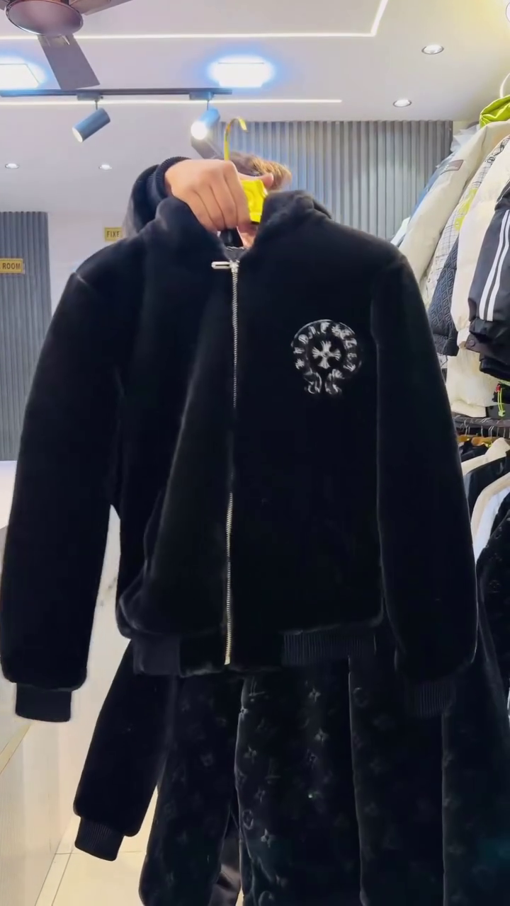 Men’s Plush Zip-Up Hoodie Set – Premium Comfort with Street-Style Attitude 🖤🔥