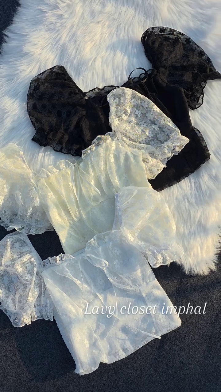 🖤🤍 Celeste Lace Puff Sleeve Top – Romantic Elegance Redefined ✨