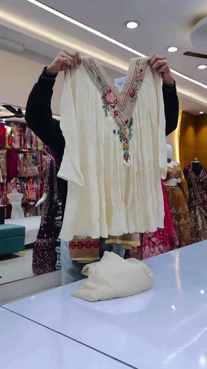 ✨ Ivory Grace Festive Anarkali Set – Embroidered Kurti with Flowy Flair ✨