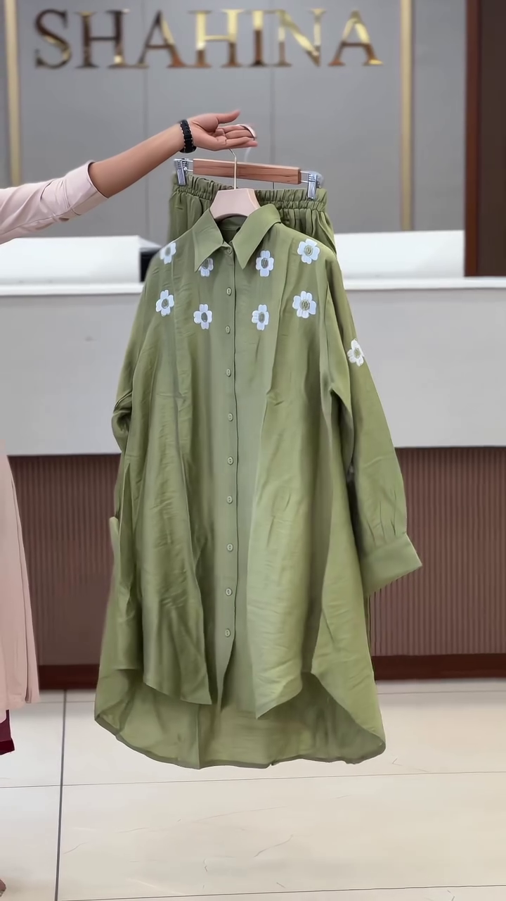 🌿 Daisy Bloom Oversized Shirt & Co-Ord Set – Fresh Botanical Chic (XXS–XXL) ✨