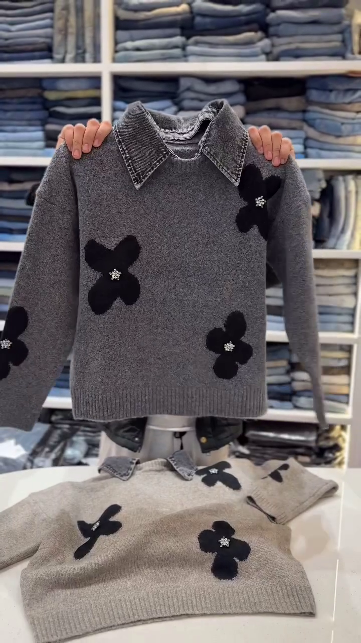 🌸 Elegant Floral Knit Sweater with Denim Collar – Chic Layered Look (XXS–XXL) ✨