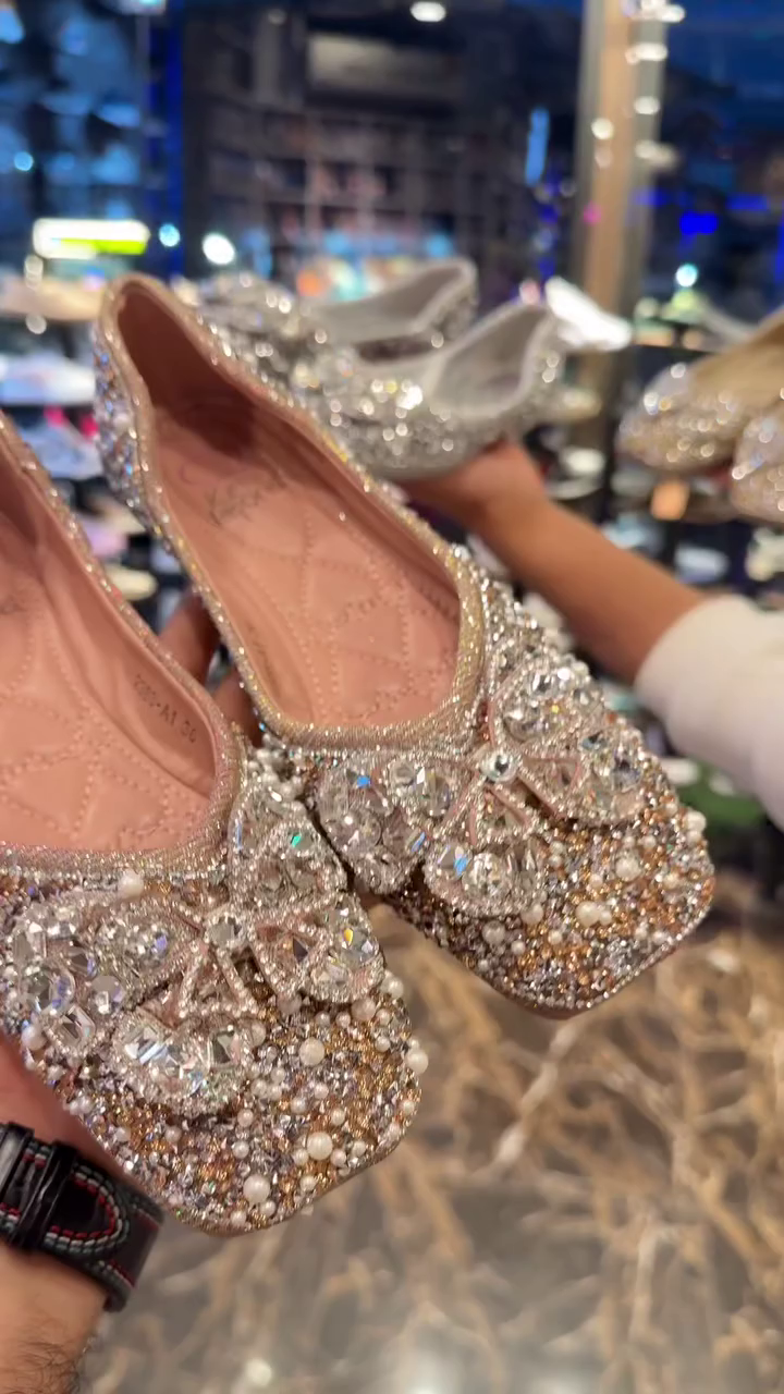 ✨ Crystal Bow Luxury Ballet Flats – Elegant Rhinestone Party Shoes 👠💎