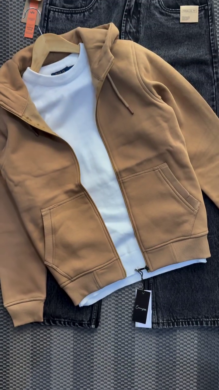 🟤 Urban Comfort Zip Hoodie Set – Classic Brown Hoodie & White Tee Combo ✨👕🧥