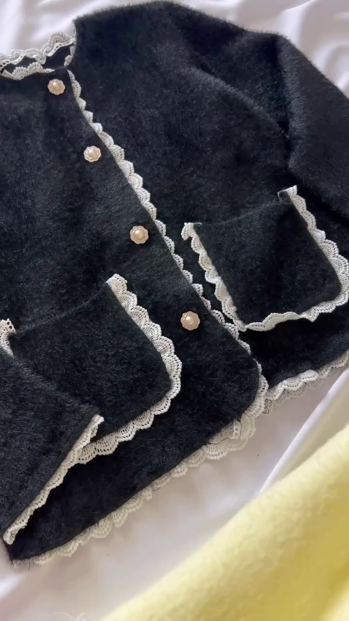 🌸 Elegant Pearl Lace Soft Knit Cardigan – Pastel Chic Collection