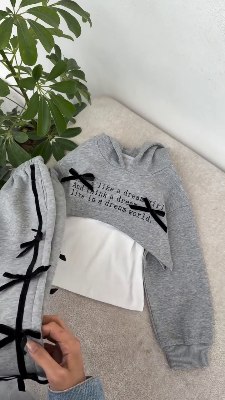 🎀 Dream Girl Bow Detail Lounge Set – Trendy Casual Comfort Collection