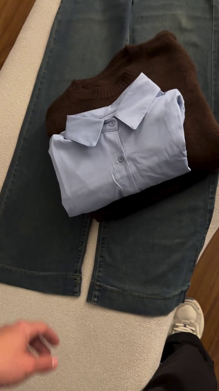 🤎✨ Layered Collar Knit Sweater – Elegant Casual Autumn Style