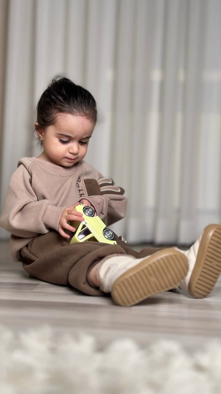 🐰🤎 Cute Bunny Ear Kids Outfit – Cozy Ribbed Top & Pants Set