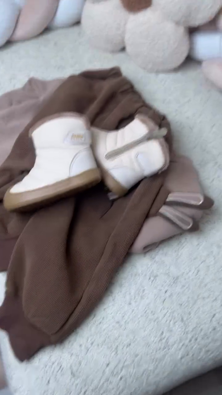 🐰🤎 Cute Bunny Ear Kids Outfit – Cozy Ribbed Top & Pants Set