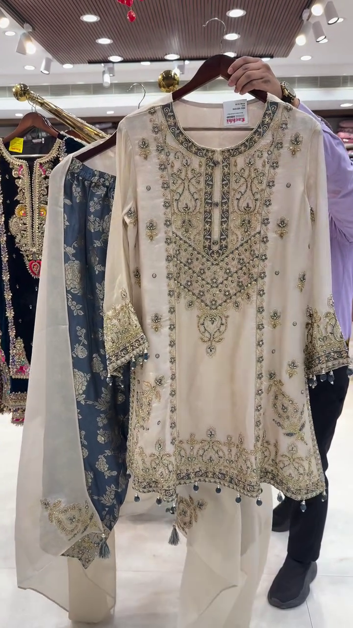 ✨ Luxury Embroidered 3-Piece Festive Suit – Elegant Kurta, Trouser & Dupatta Set | Premium Handwork Design | Available in Multiple Colors & Styles | Sizes XXS–XXL ✨