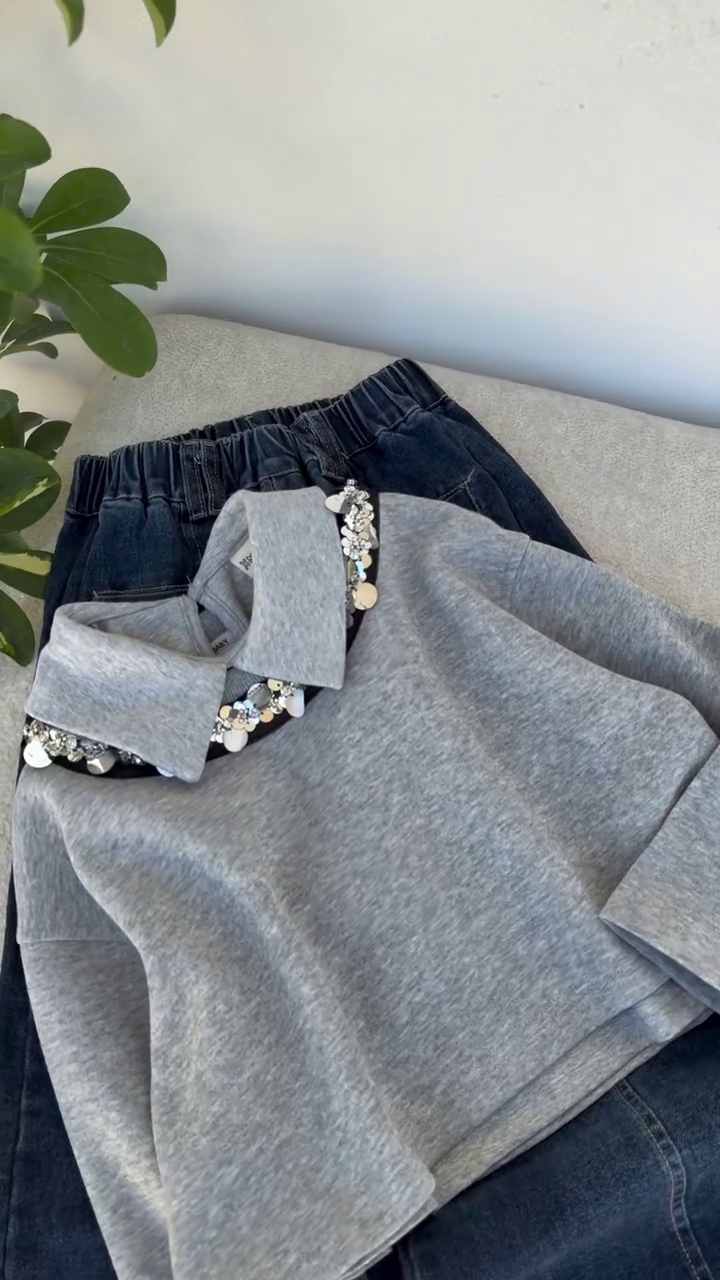 ✨ Chic Embellished Collar Sweatshirt – Casual Glam Top | Soft Comfort Fabric | Available in Multiple Colors & Designs | Sizes XXS–XXL ✨