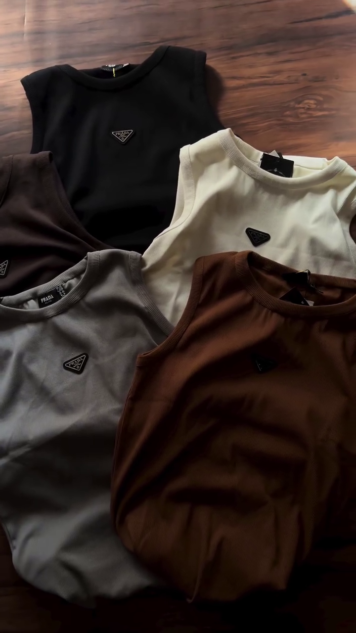 🔥 Minimalist Premium Ribbed Tank Top – Classic Sleeveless Essential | Soft Stretch Fabric | Available in Multiple Colors & Designs | Sizes XXS–XXL ✨