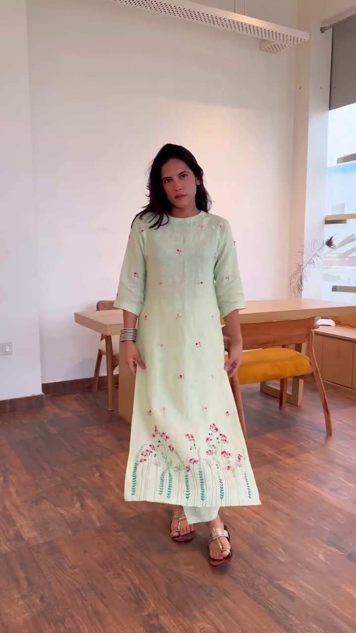 🌸 Mint Blossom Embroidered Kurta Set – Elegant Floral Ethnic Outfit | Graceful Long Kurta with Pants | Summer Festive Wear | Multiple Colors & Designs | Sizes XXS–XXL ✨
