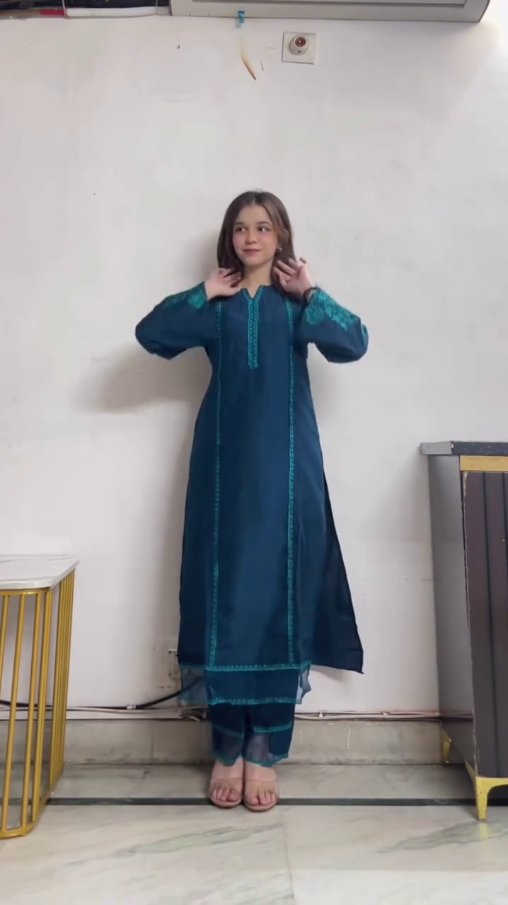 Emerald Grace Embroidered Kurta Set 💚🌿 | Elegant Ethnic Everyday Wear