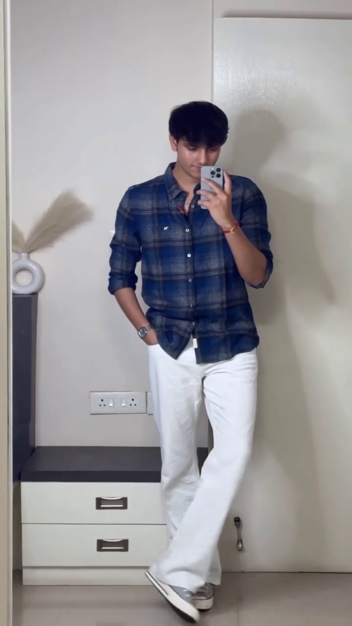 💙 Classic Blue Check Shirt – Smart Casual Everyday Essential 👕✨