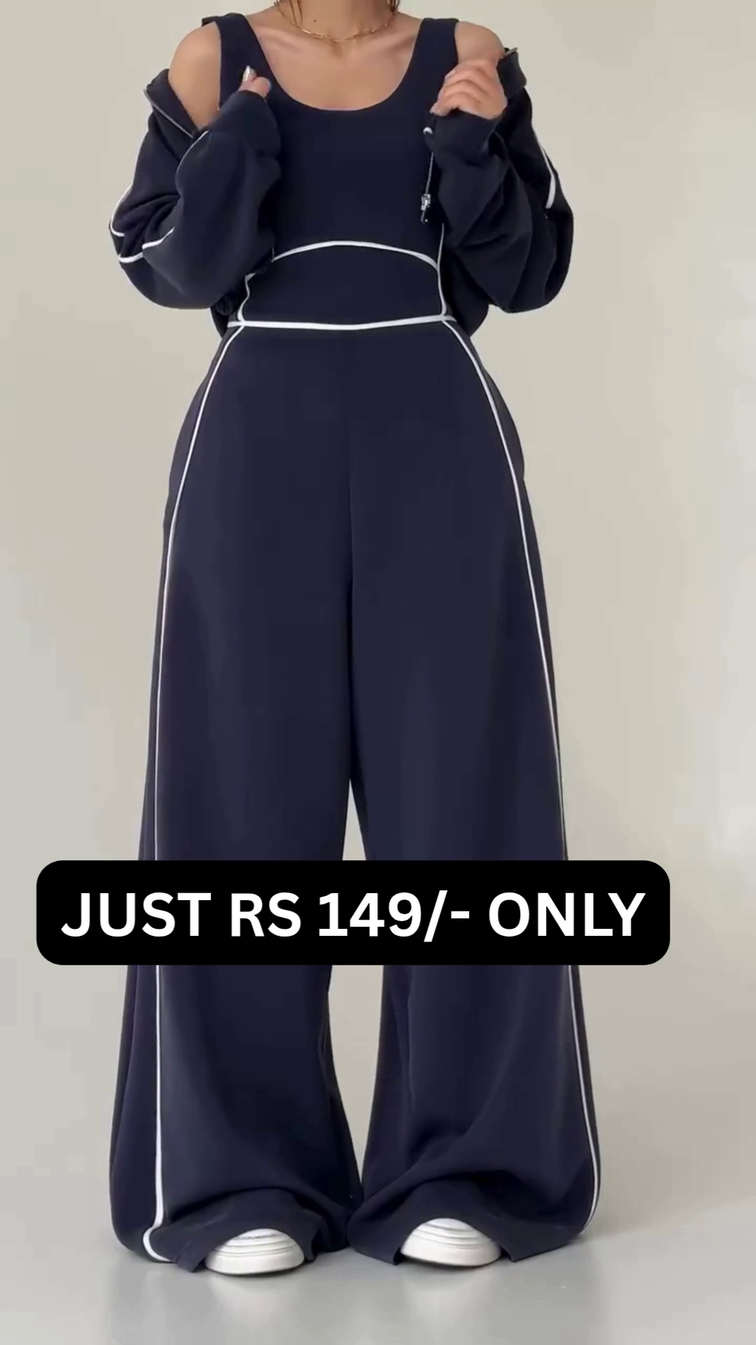 “Midnight Sport Luxe Set 🖤🤍 | Athleisure Chic Co-ord”