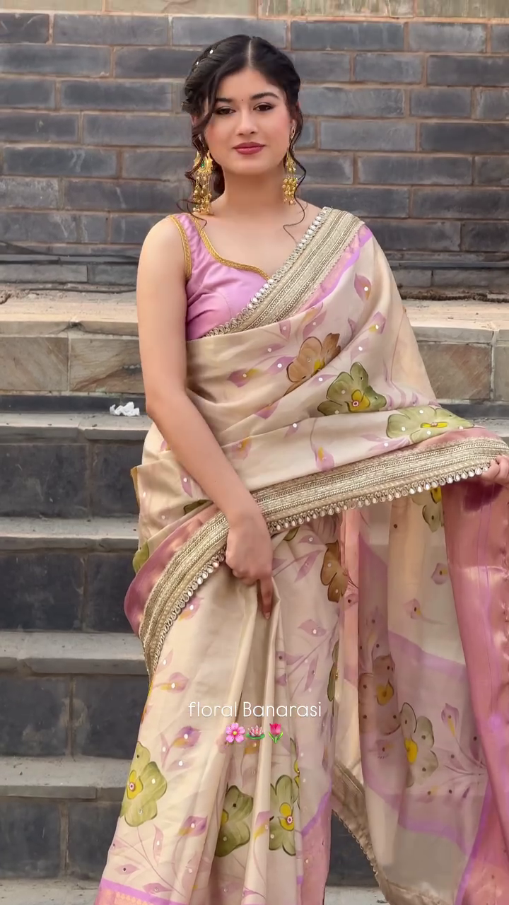 “Rosé Bloom Banarasi Saree 💖 | Elegant Floral Traditional Drape”