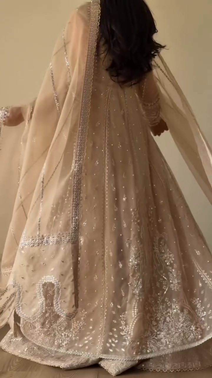 “Moonlight Luxe Embroidered Suit Set 👑 | Premium Festive Anarkali Dress with Dupatta”