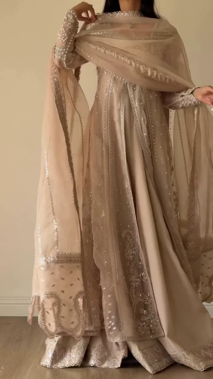 “Moonlight Luxe Embroidered Suit Set 👑 | Premium Festive Anarkali Dress with Dupatta”