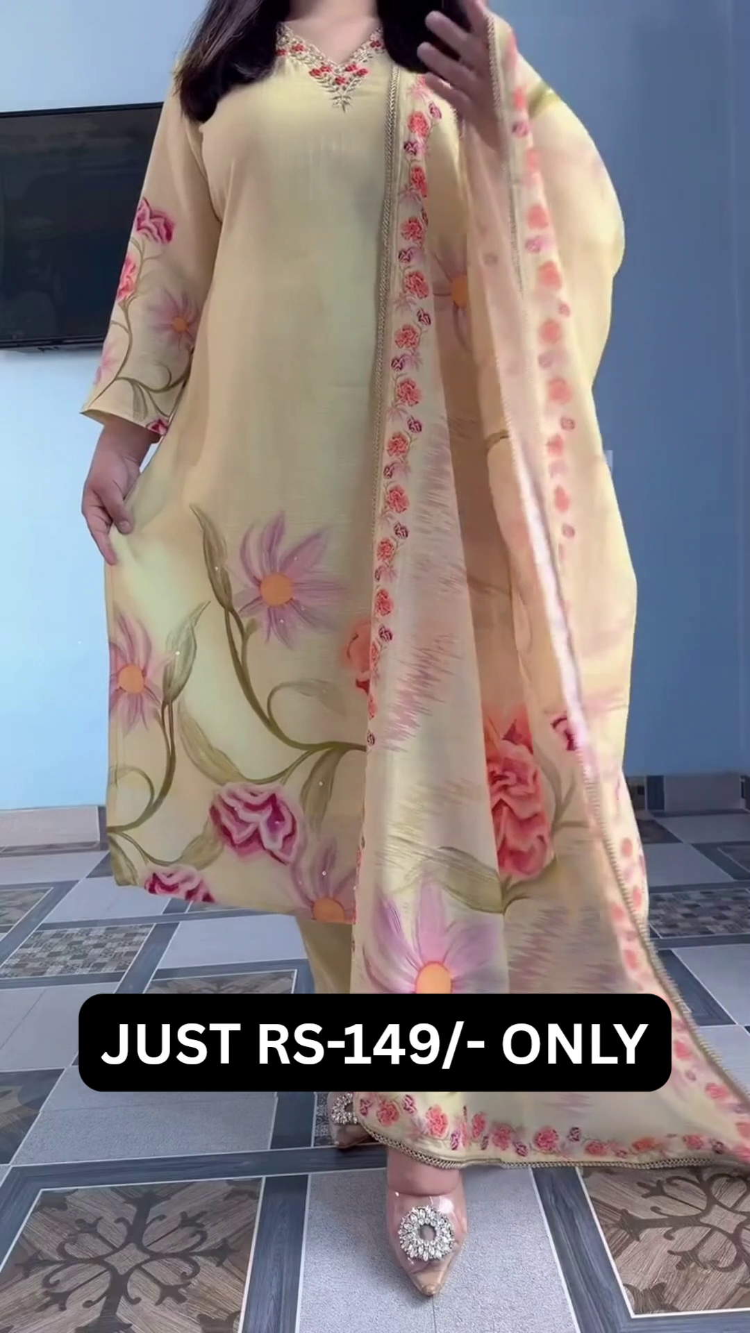 “Gulbahar Floral Suit Set 🌸 | Elegant Pastel Printed Kurta Palazzo with Dupatta”