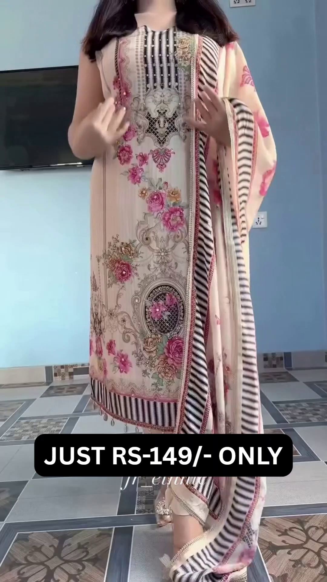 “Noor-E-Gul Luxury Printed Suit Set 🌷 | Elegant Floral Pakistani Style Dress with Dupatta”