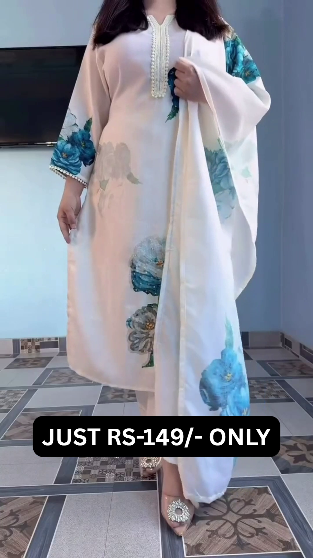 “Azure Bloom Luxury White Suit Set 💙 | Elegant Floral Pakistani Style 3 Piece Dress with Dupatta”