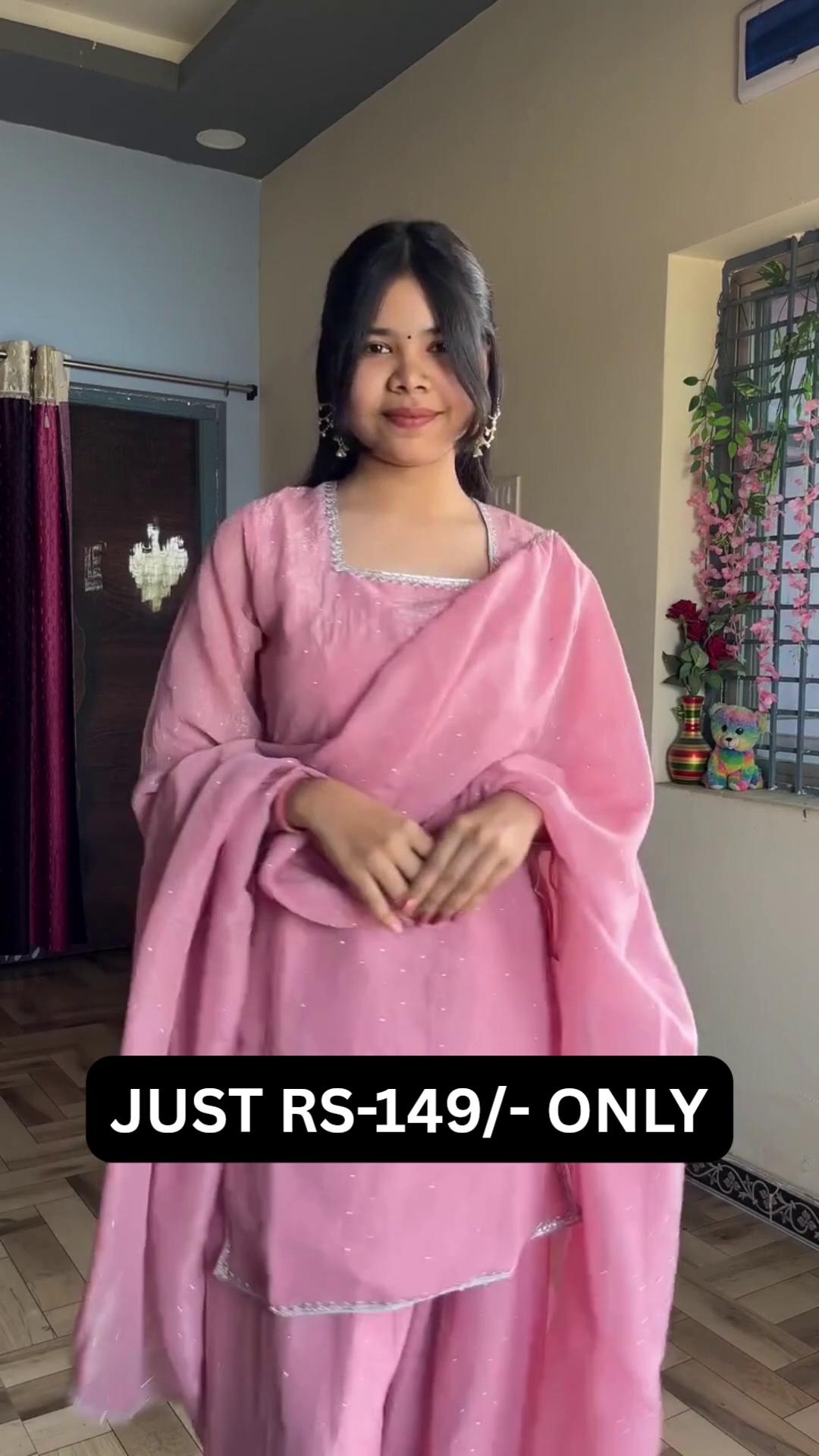 “Elegant Ivory Mirror Work Suit Set ✨🌙 | Graceful Ethnic Wear Collection”