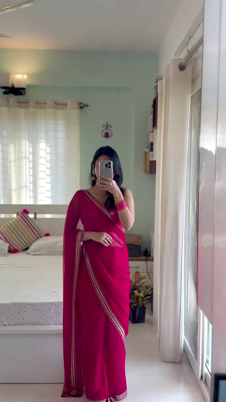 💖✨ Hot Pink Elegance Saree ✨🌸