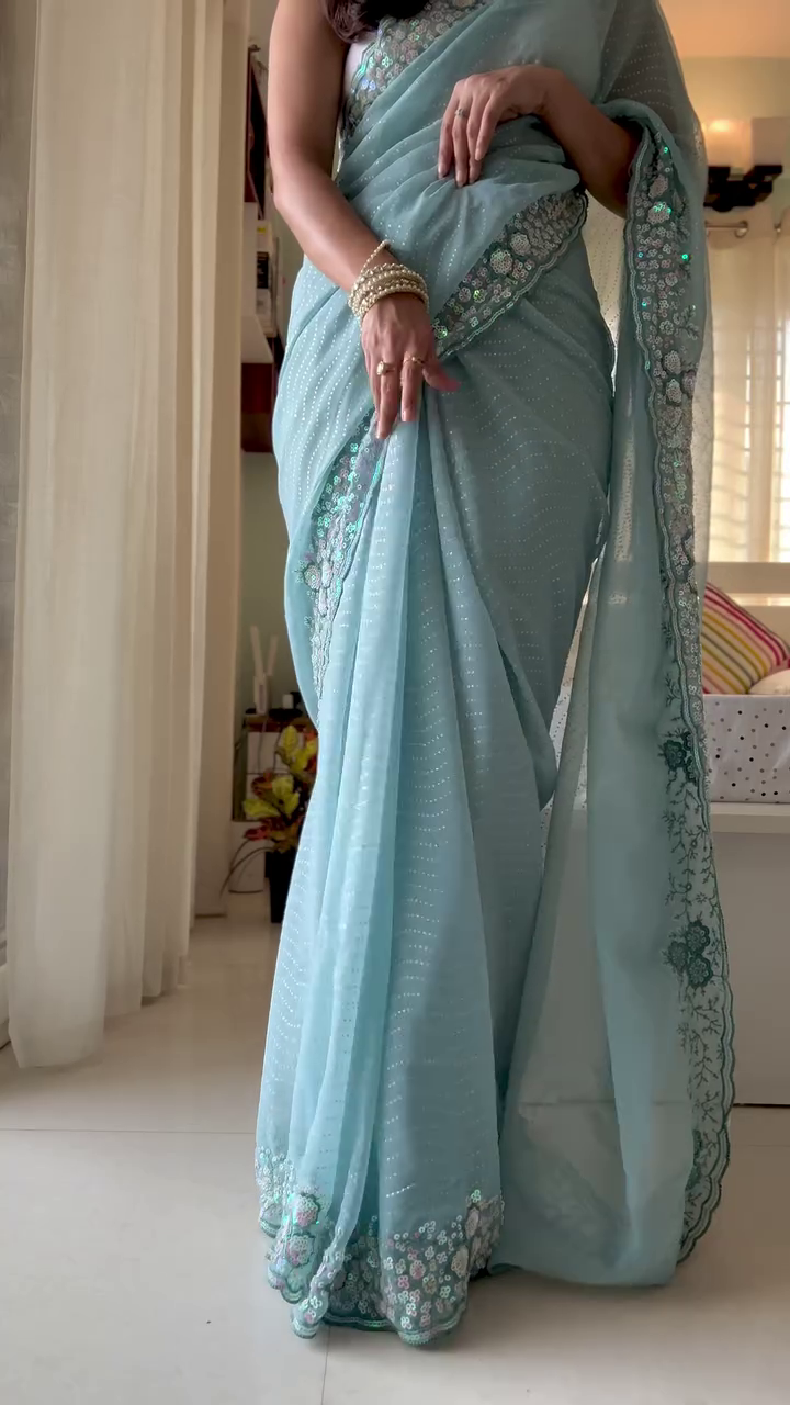 🩵✨ Powder Blue Elegance Saree ✨❄️
