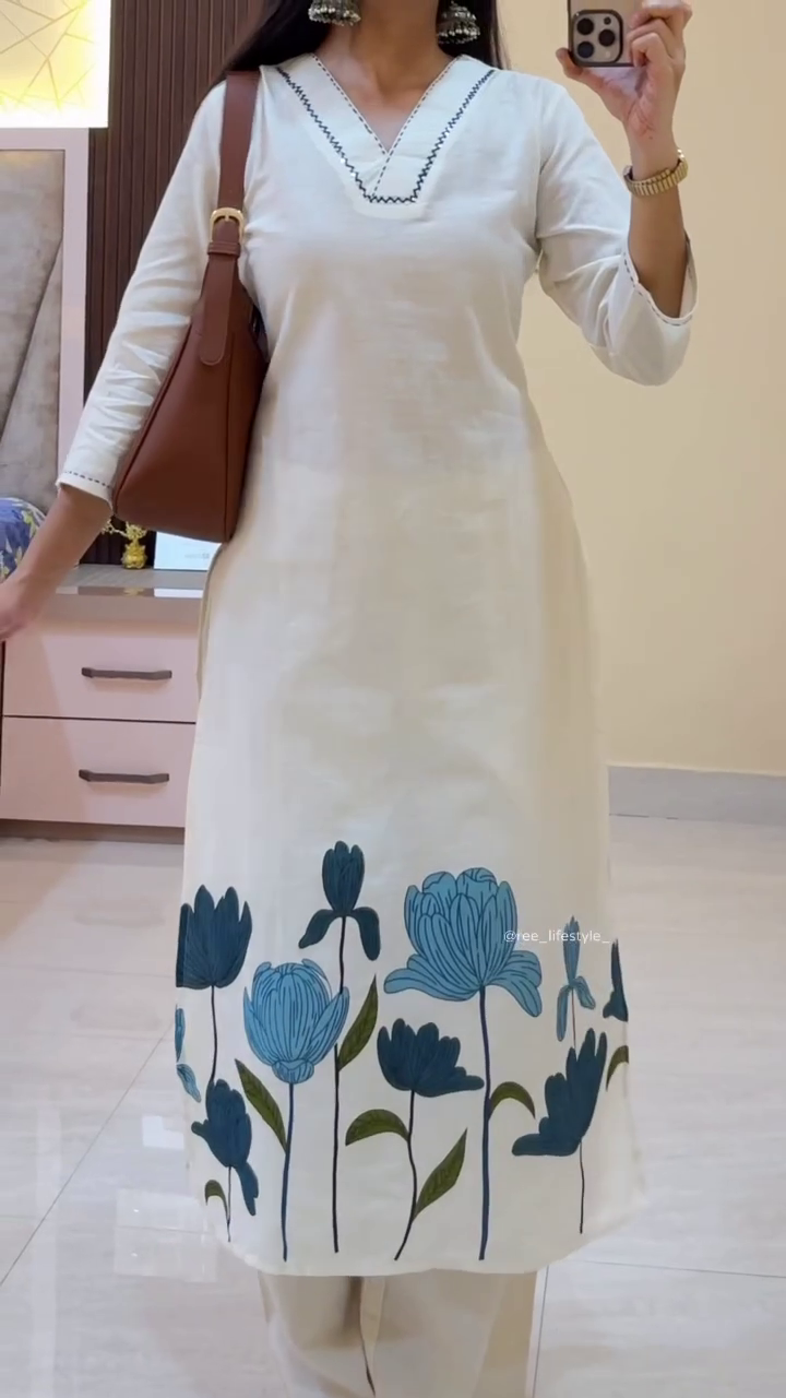 🤍🌿 Minimal Floral Elegance Kurta Set 🌿💙