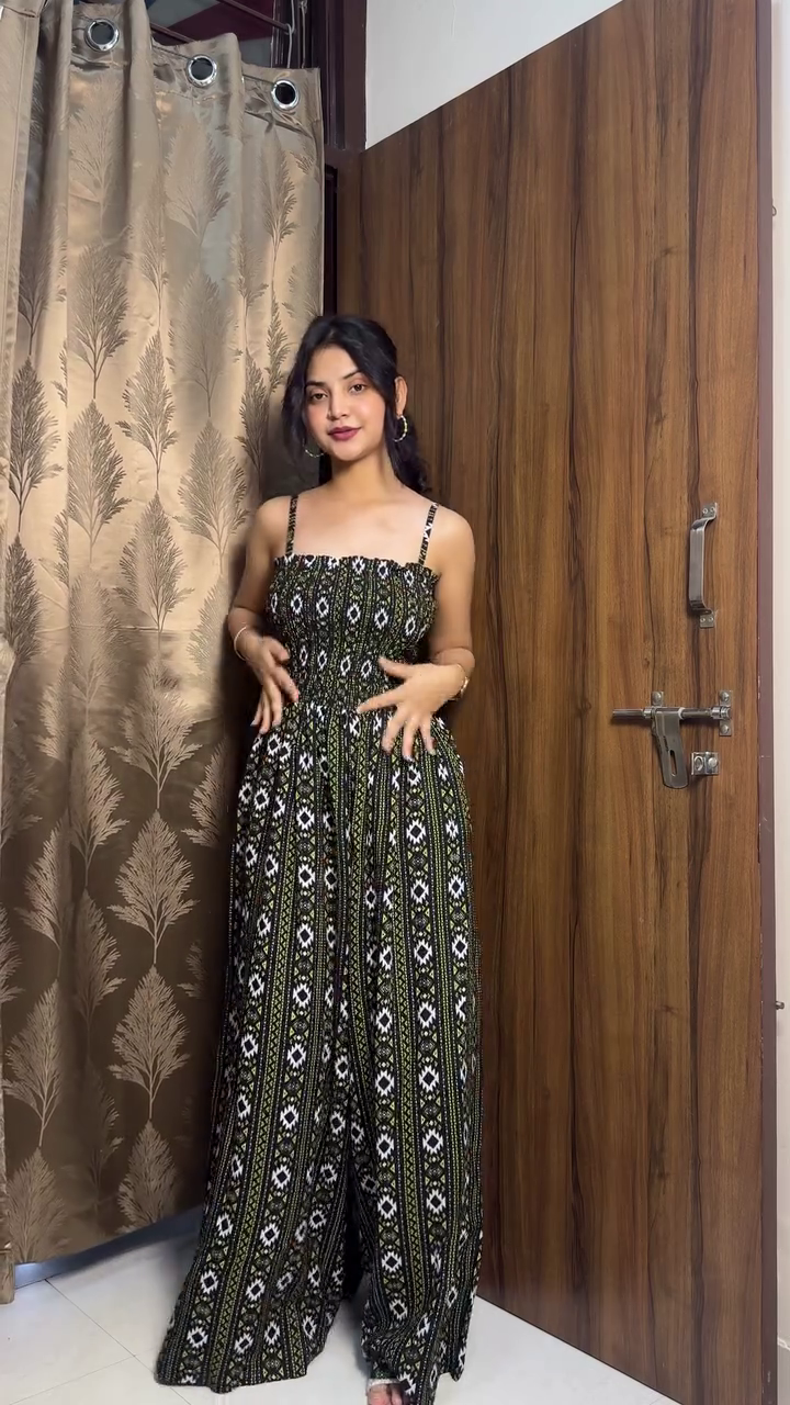 🖤🌿 Boho Printed Smocked Maxi Dress 🌿🖤