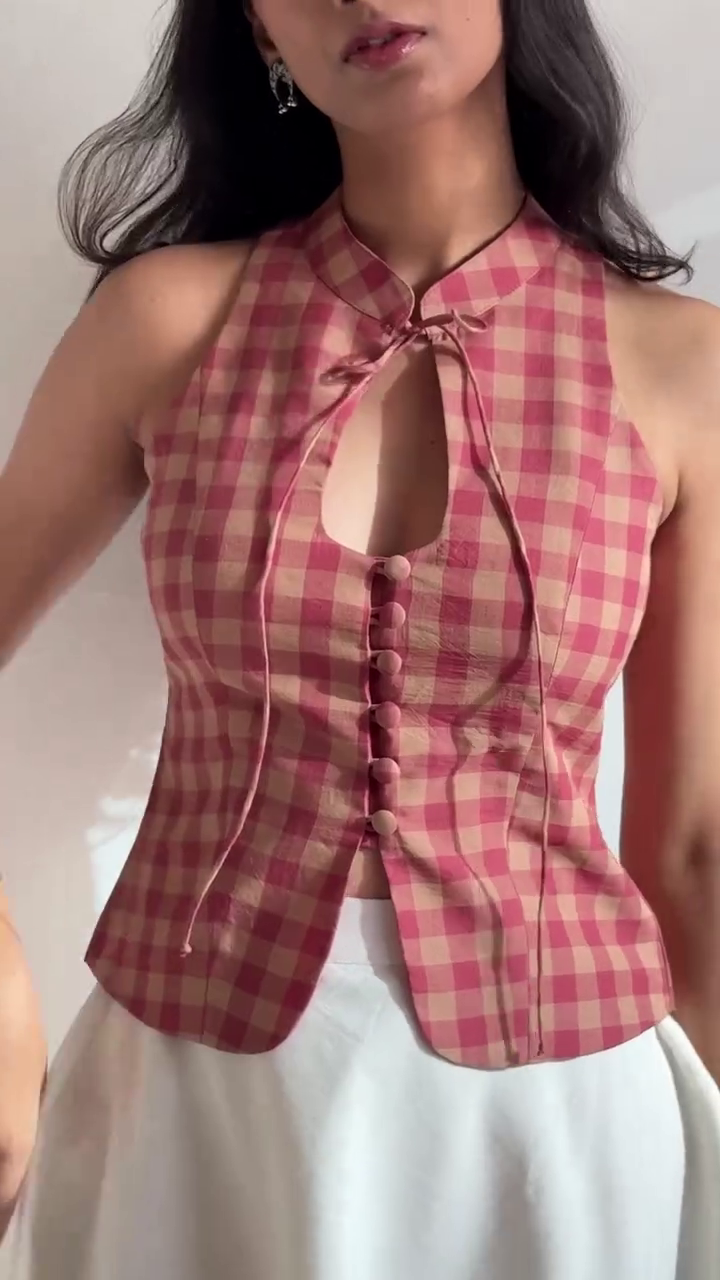 🌸✨ Rosy Gingham Charm Tie-Up Top – Vintage Sweetheart Aesthetic ✨🌸