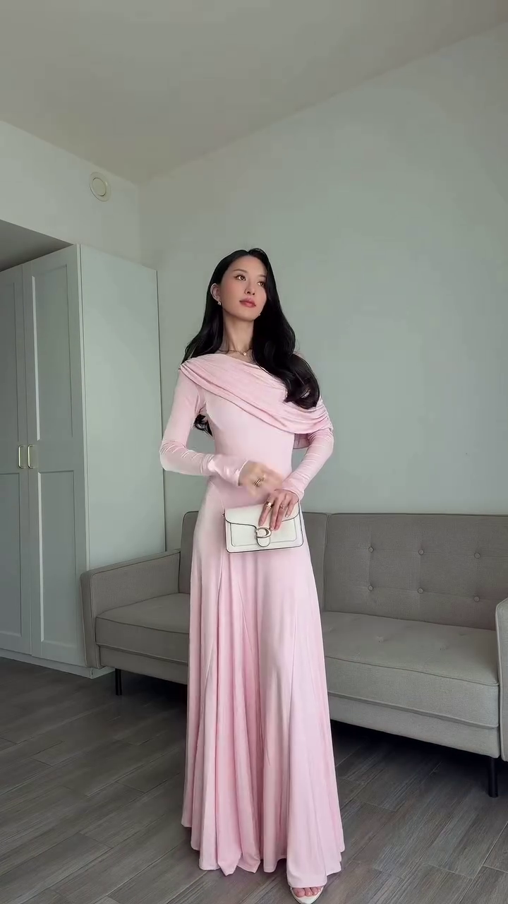 🌸✨ Blush Grace Draped Maxi Dress – Soft Luxury Elegance ✨🌸