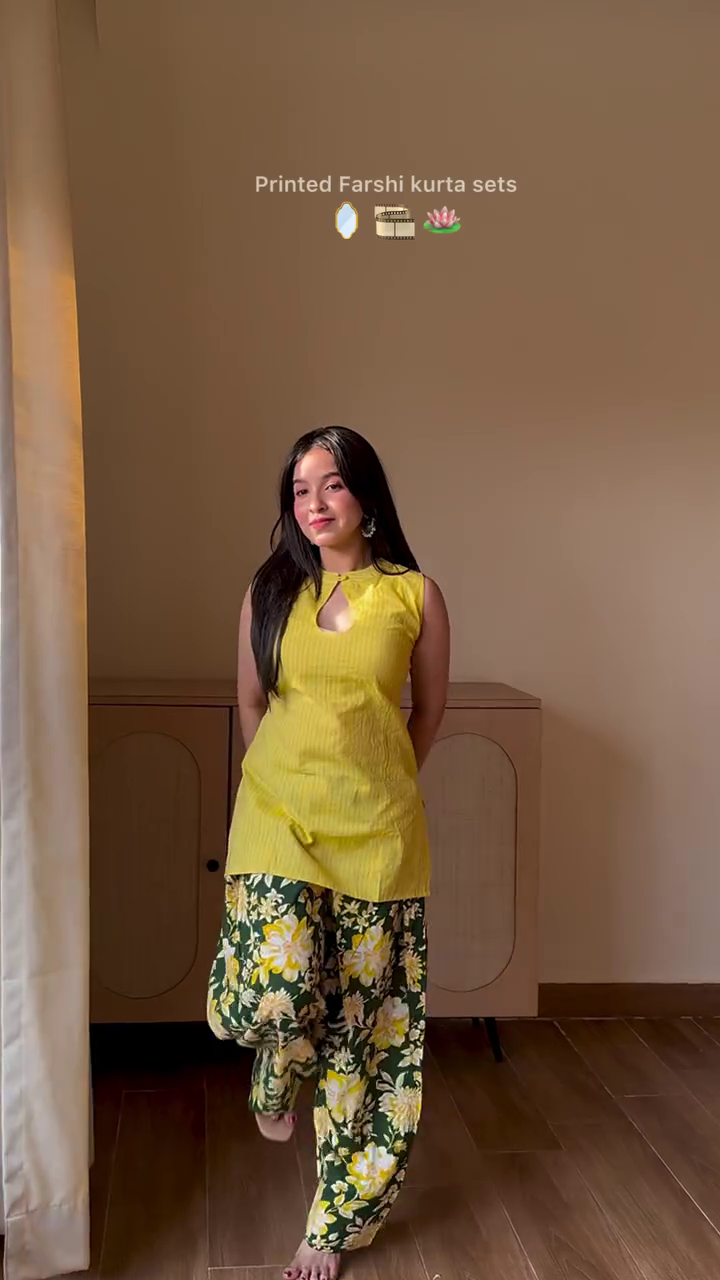 Sunflower Bloom Farshi Kurta Set 🌿✨ | Elegant Printed Sleeveless Kurta & Floral Farshi Palazzo Co-Ord Set